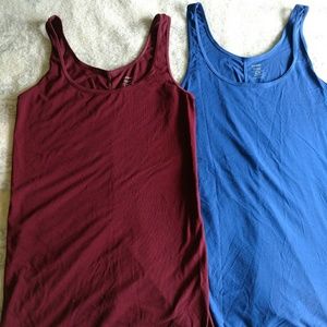 Lot of 2 Old Navy tank tops